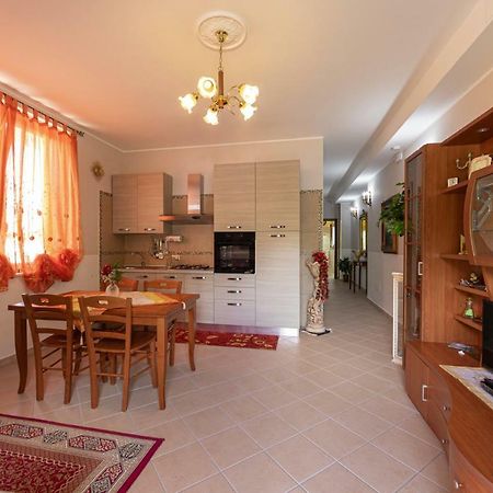 Arcobaleno Apartment 폰디 외부 사진