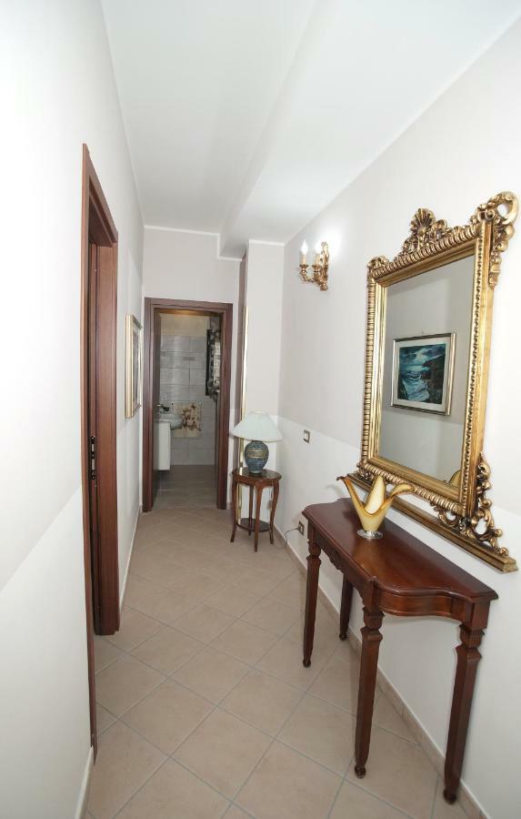 Arcobaleno Apartment 폰디 외부 사진