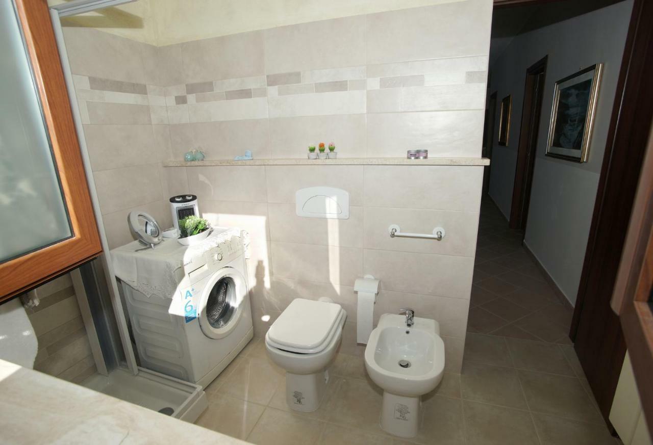 Arcobaleno Apartment 폰디 외부 사진